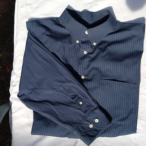 👍 Roundtree and Yorke XL Dress Shirt